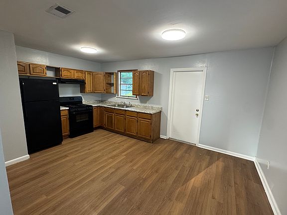 5th image of 4604 Givens St