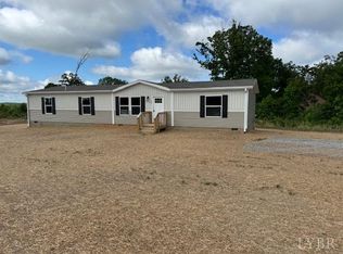 1035 Robin Rd, Brookneal, VA 24528