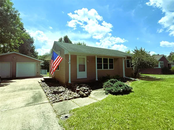 618 Park Avenue E, Ladysmith, WI 54848