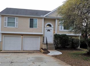 6105 Raintree Bnd, Lithonia, GA 30058