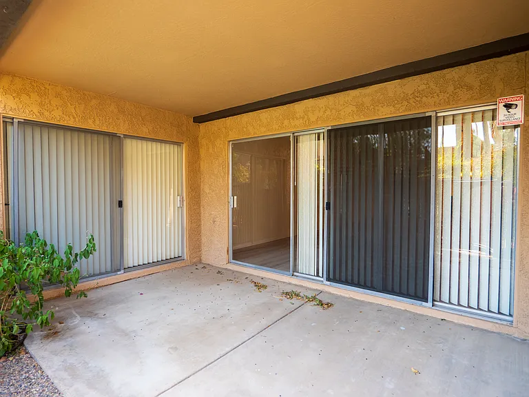 558 N Dodge Blvd — Photo 19