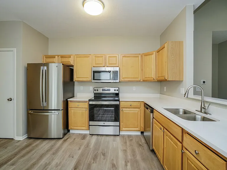 4043 Summerstone Dr — Photo 7