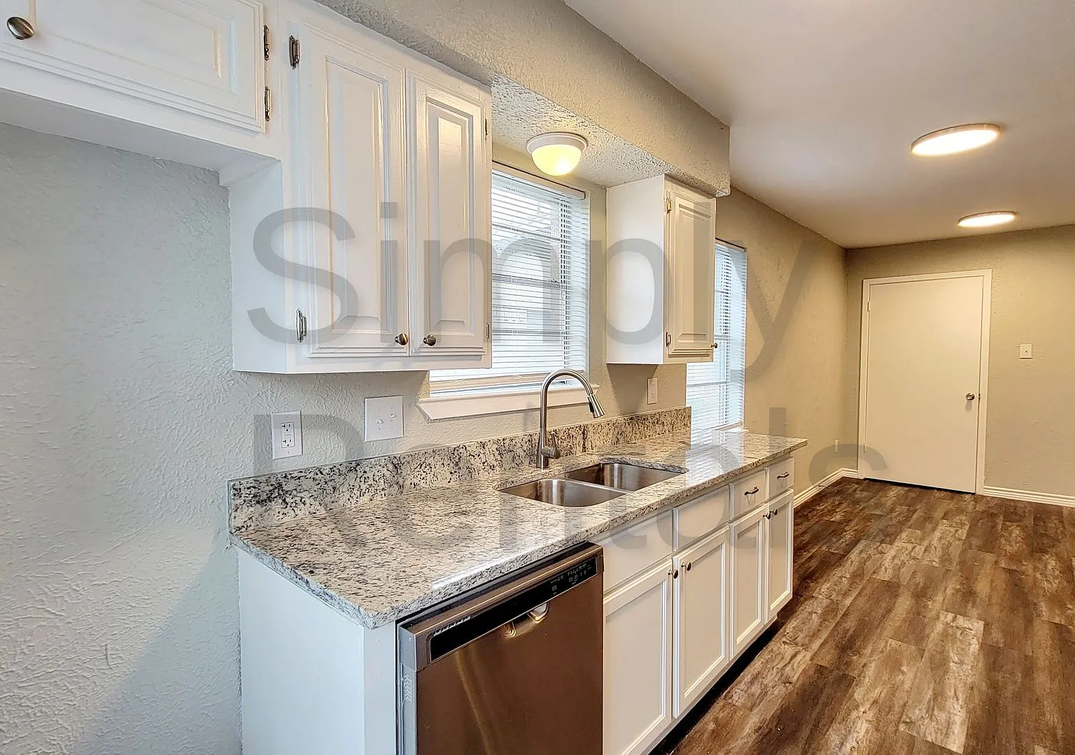 2602 Bliss - Greenville — Photo 4