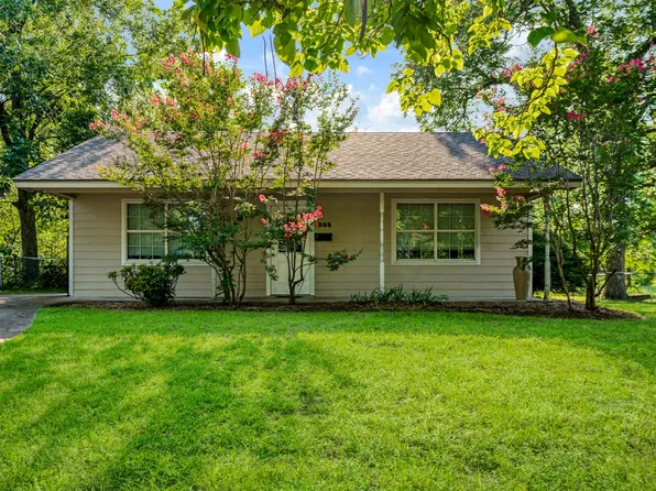 855 14th St NW, Paris, TX 75460