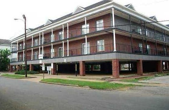 1st image of 900 13th Ave Unit $12