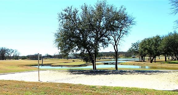 5th image of 745 S Sugartree Dr