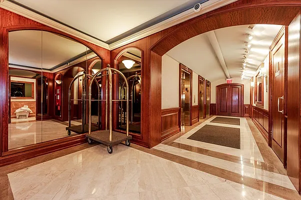 Sold by Berkshire Hathaway HomeServices Laffey International Realty | media 6