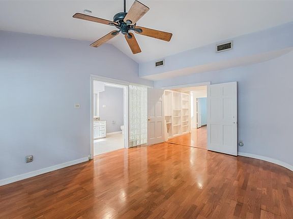 5th image of 5102 Westgrove Dr #5102