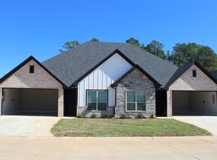 130 Cider Point Ln, Hallsville, TX 75650