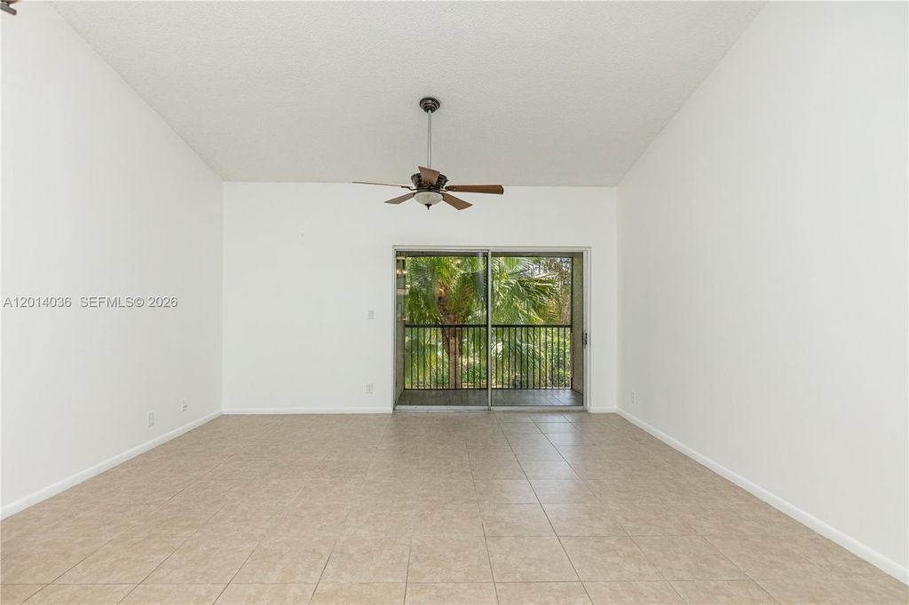 717 Gardens Dr APT 201, Pompano Beach