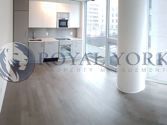 3 - 17 Dundonald Street, Toronto, Ontario - Royal York Property Management_12022018