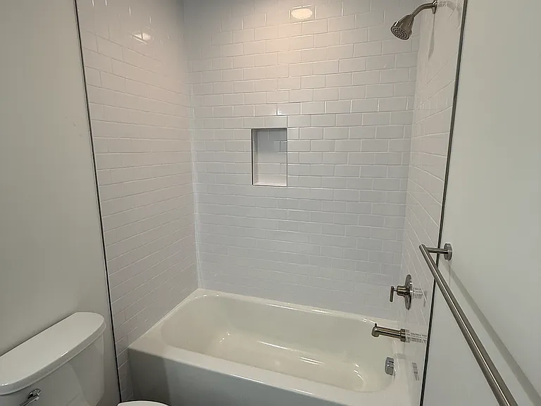 416 Catherine St #2 — Photo 14