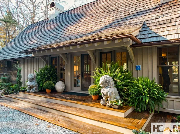 1527 Wandering Ridge Road, Cashiers, NC 28736