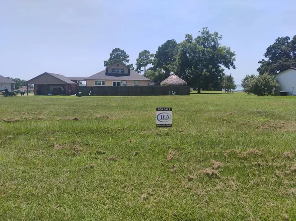 75 Deep Woods Ln, Livingston, TX 77351