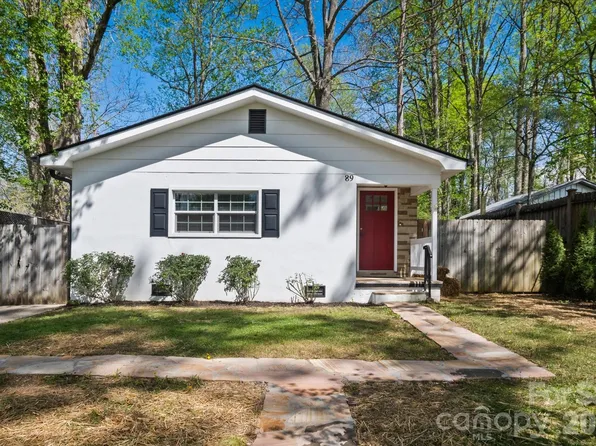 89 Carolina Ave, Brevard, NC 28712