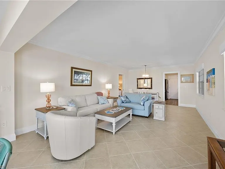 3070 Gulf Shore Blvd N #103 — Photo 29