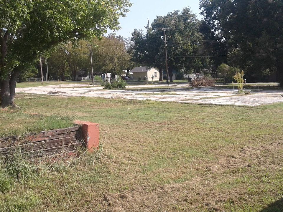 1st image of N Byrd St