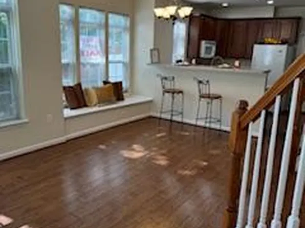 14462 Village High St, Gainesville, VA 20155