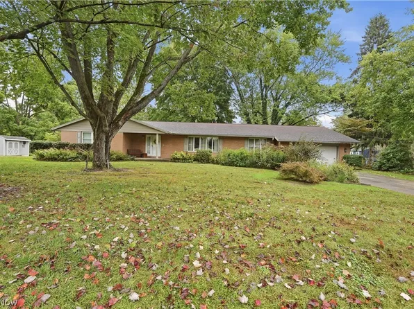 1971 Rosewood Dr, Kent, OH 44240