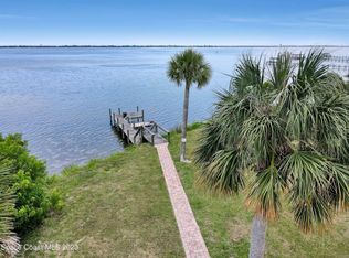 2908 Riverview Dr, Melbourne, FL 32901