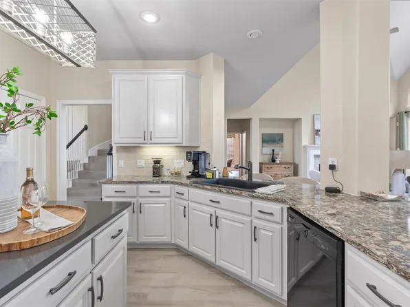 9500 Corbe Dr, Austin, TX 78726
