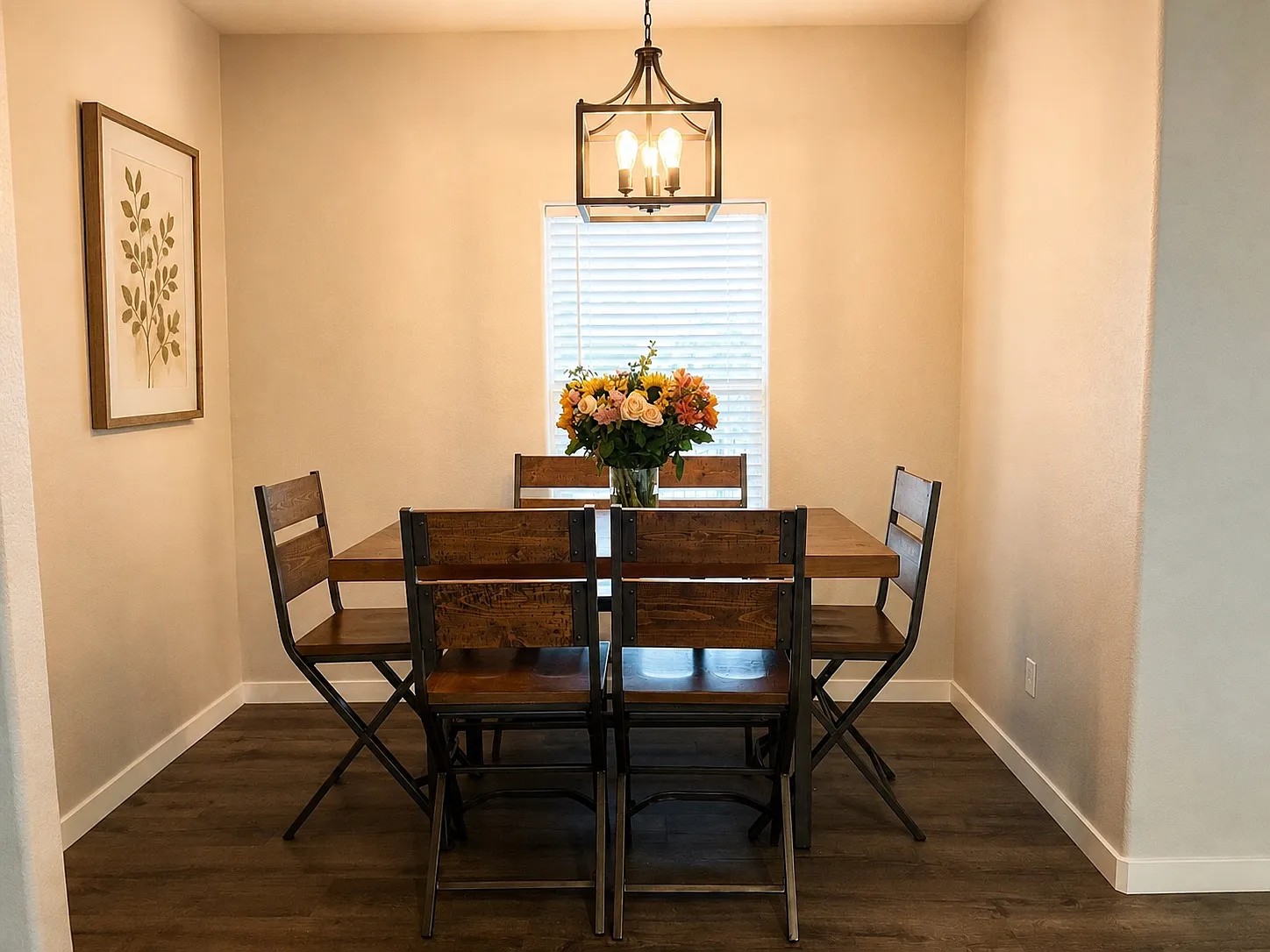 4 bed, 2000 sqft, $2,950 — Photo 3