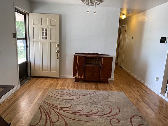 4th image of 1124 S Washington Ave