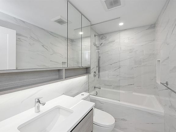 5th image of 777 Herald St #709