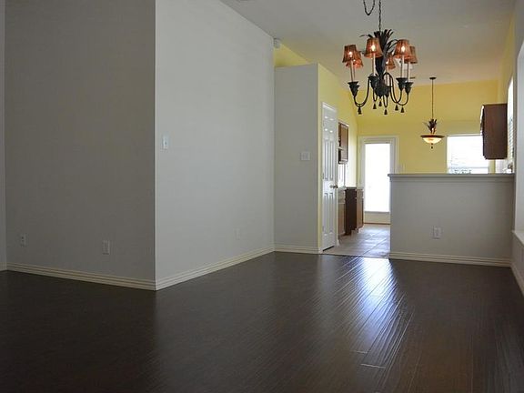 5th image of 1321 Portsmouth Dr