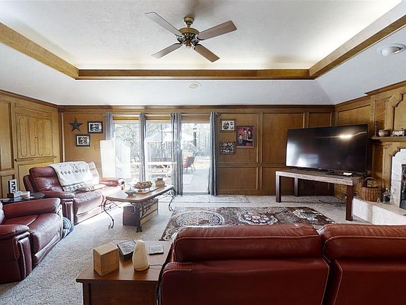 2nd image of 276 Broadmoor Dr