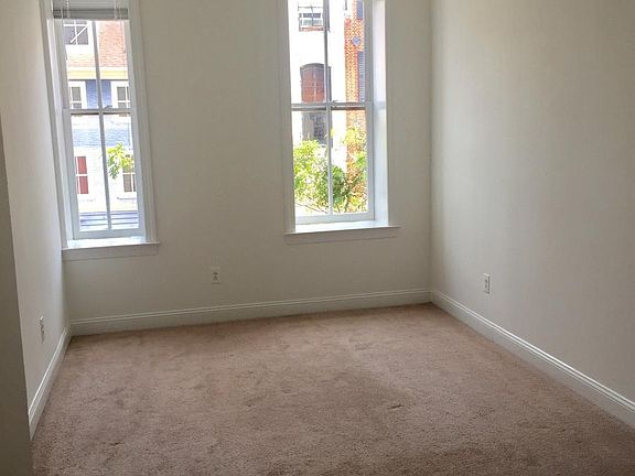 3rd image of 215 N Market St APT 219