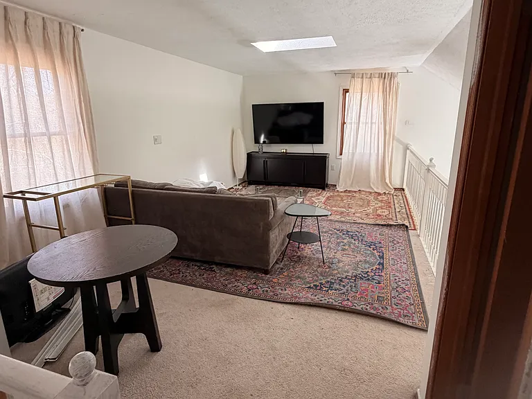 189 Oakenshield Dr — Photo 77