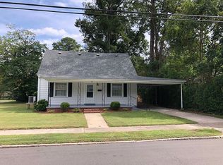 215 N Harvey St, Washington, NC 27889