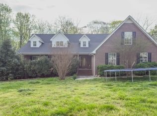 52 Wright Pl, Estill Springs, TN 37330