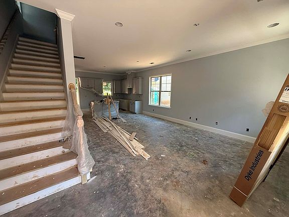 3rd image of 2306 1st Ave