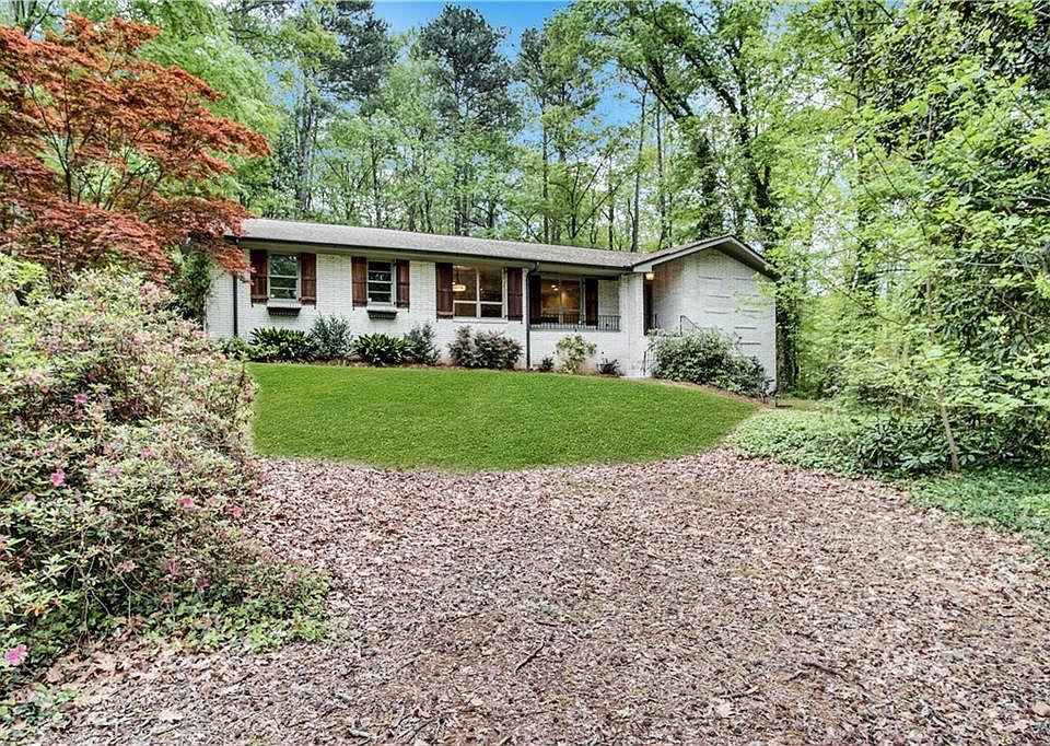 1st image of 3160 Beechwood Dr SE