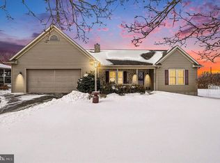 1387 Sheep Hill Rd, East Earl, PA 17519