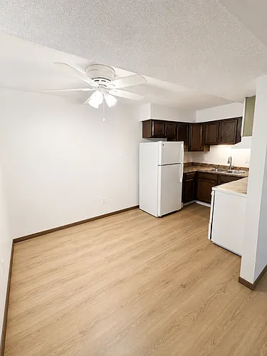 2507 Royal Dr #8 Photo 1