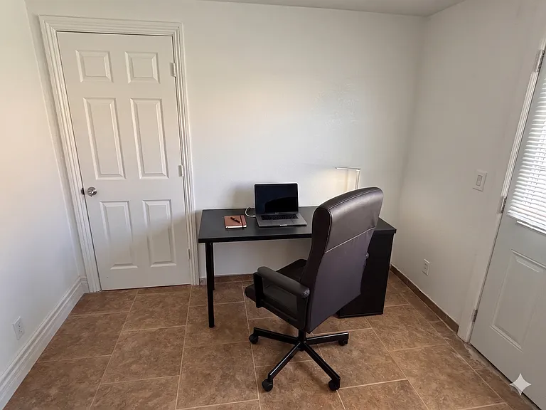 800 Antonio Dr #2 — Photo 9