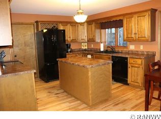 1311 White Pine Dr N, Eau Claire, WI 54701