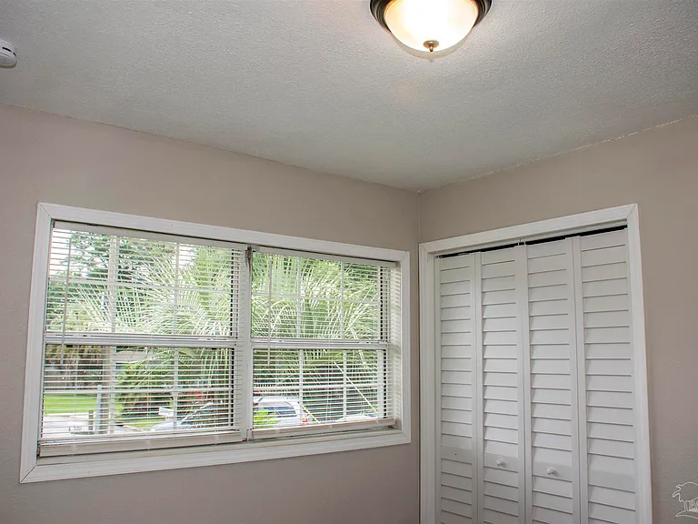 5357 Locklin Ave — Photo 38