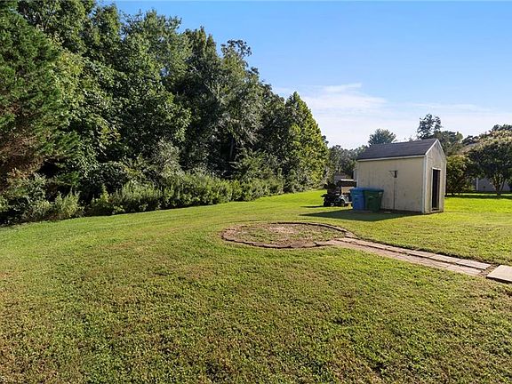 4th image of 4304 Mary Point Rd