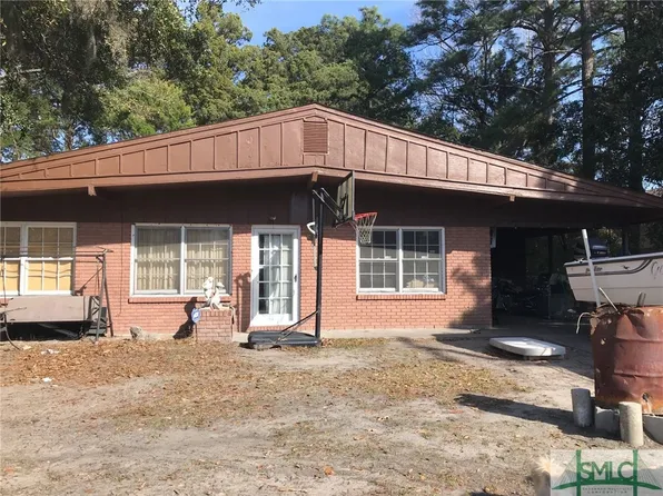 1002 Shawnee Street, Savannah, GA 31419