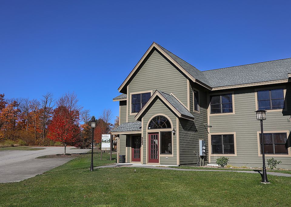 5048 Summit Dr, Hidden Valley, PA 15502 Zillow