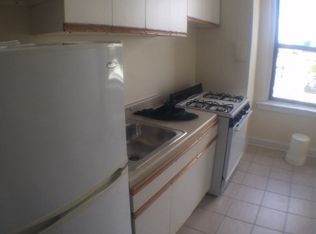 279 E 236th St, Bronx, NY 10470
