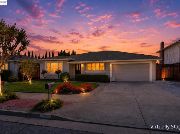 6620 Thames Dr, Gilroy, CA 95020