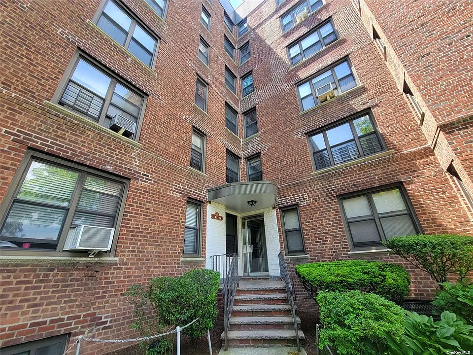 1st image of 112-24 Northern Blvd APT 3D