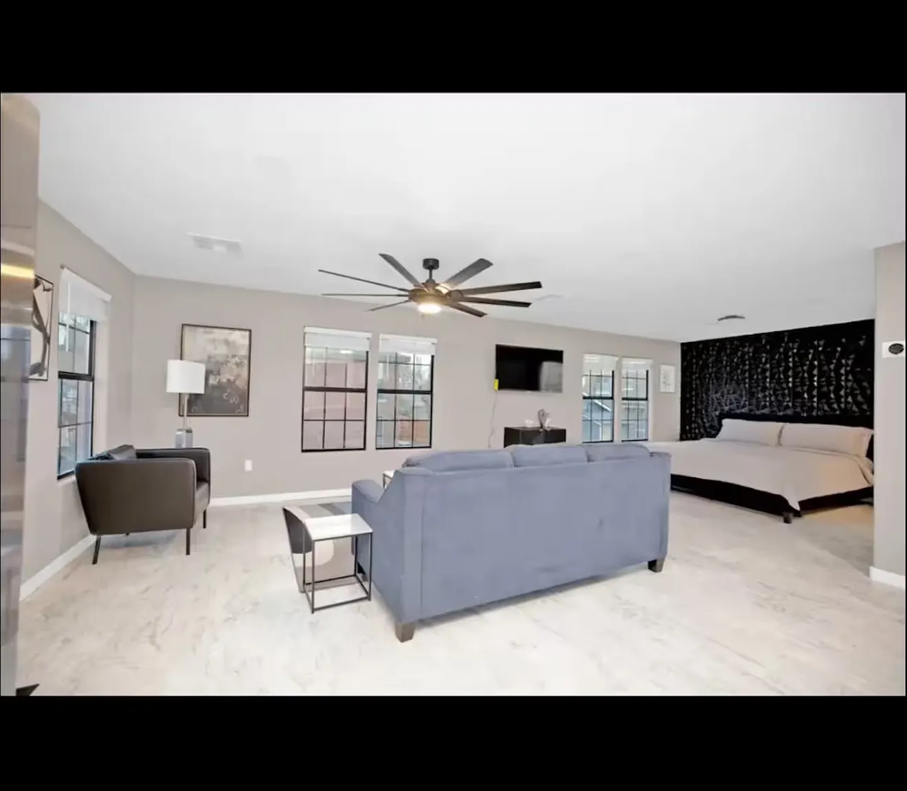 Studio, 600 sqft, $1,250 — Photo 2