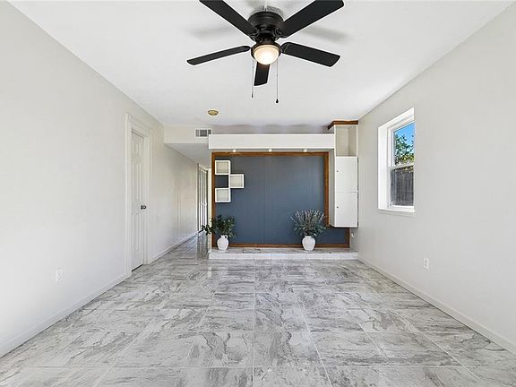 5th image of 4918 Wabash St #4918