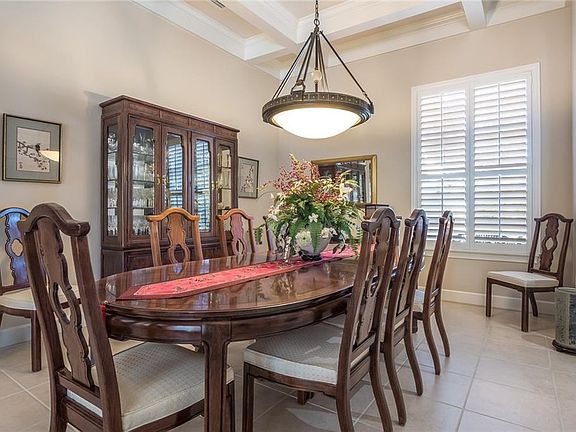 4th image of 8824 Enclave Ct